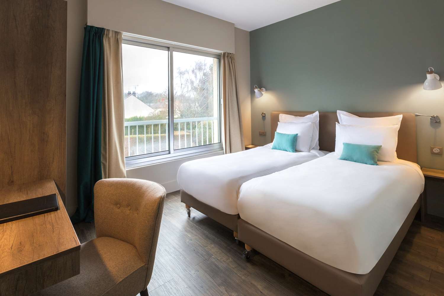 Best Western La Porte Des Chateaux 13/67