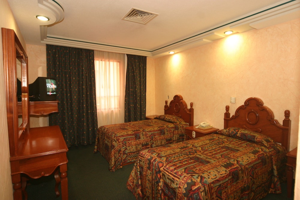 Hotel Cantera Real 13/26