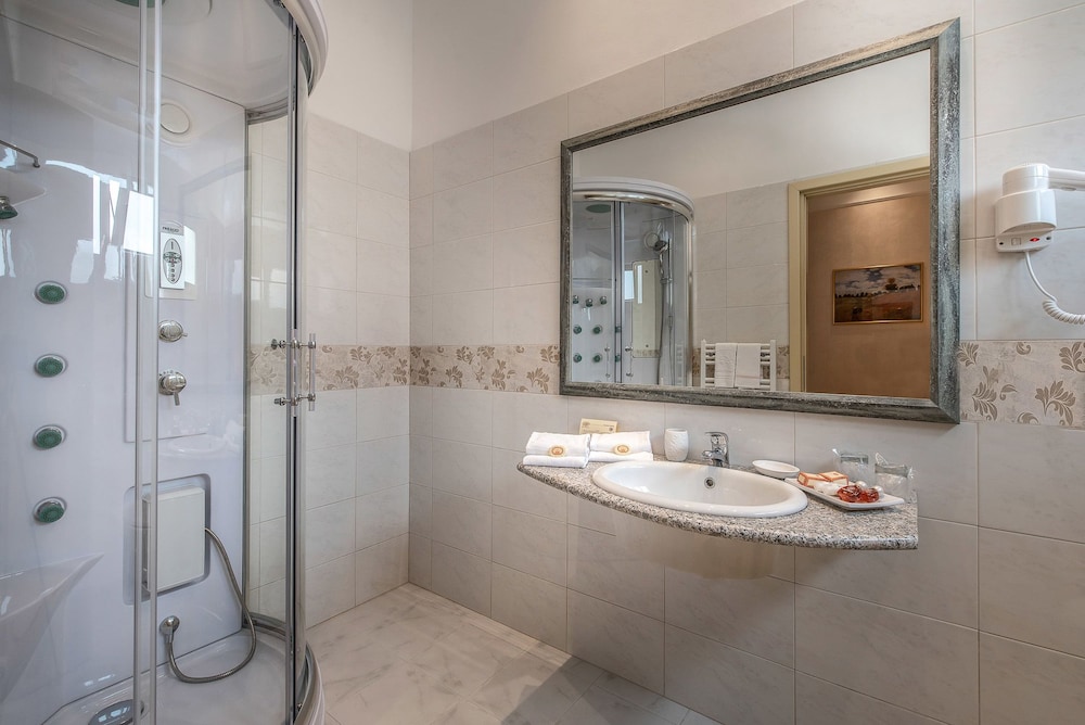 Hotel President Rimini 12/84