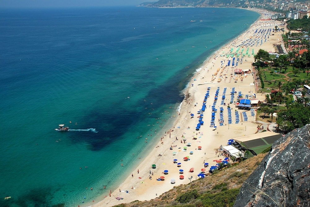 Hatipoglu Beach Hotel 59/66