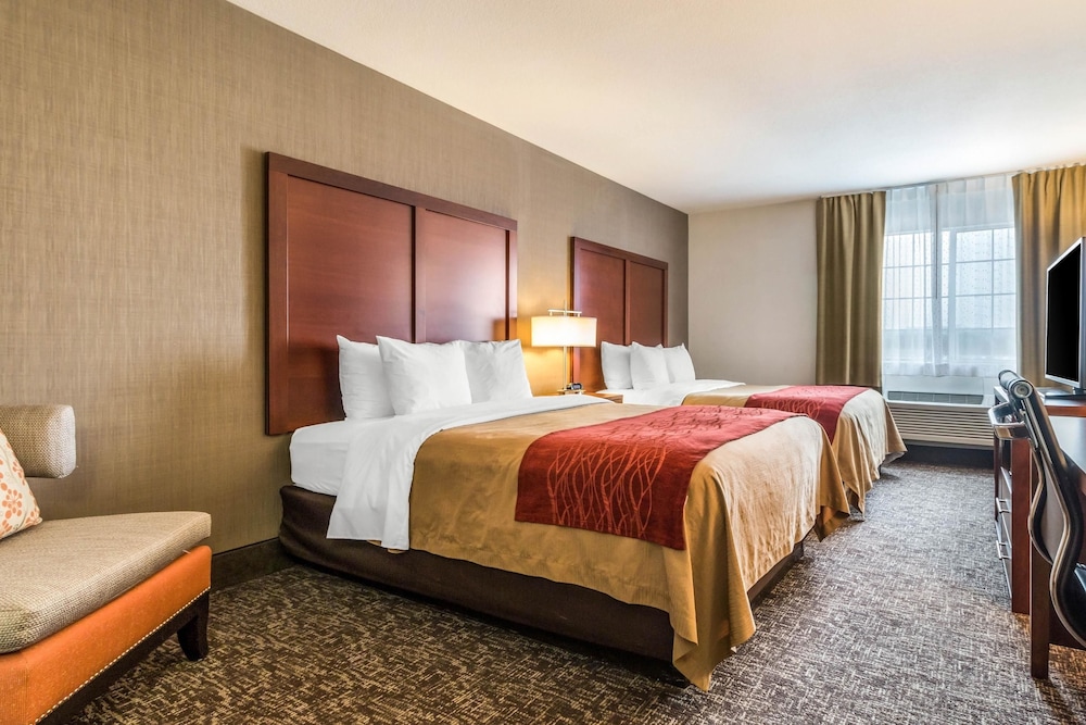 Comfort Inn Humboldt Bay 15/37