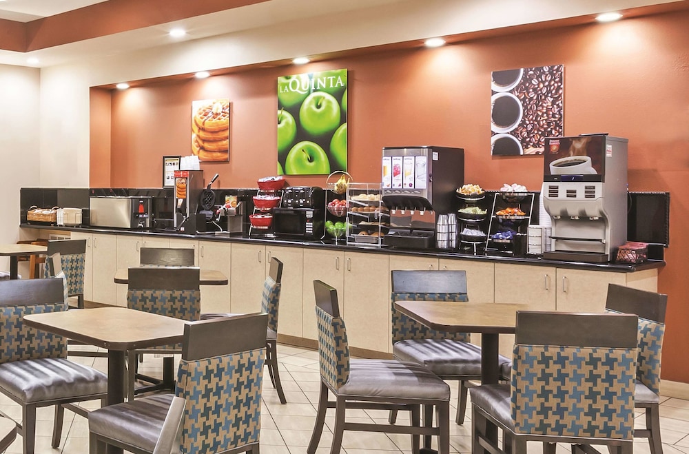 restaurant-cafeteria