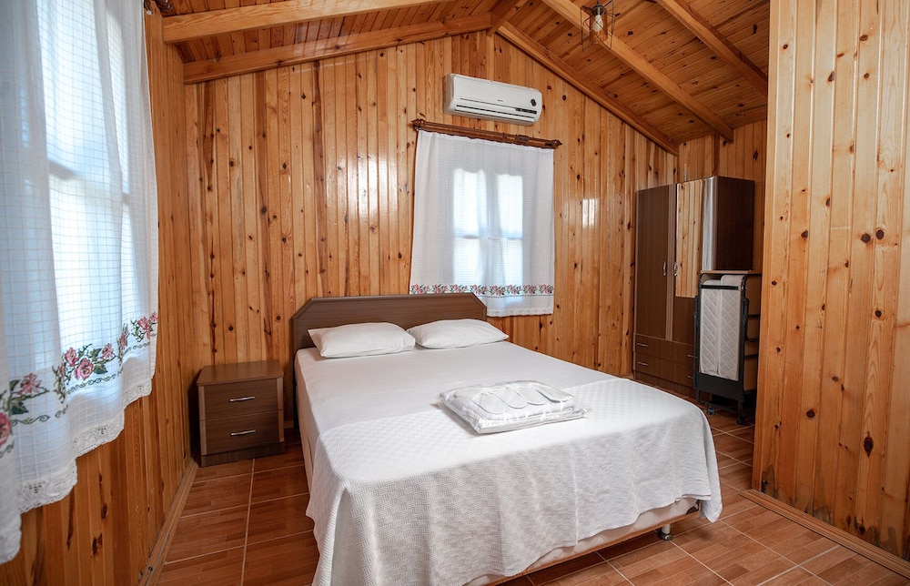 Cuhadar Datca Bungalov 20/50