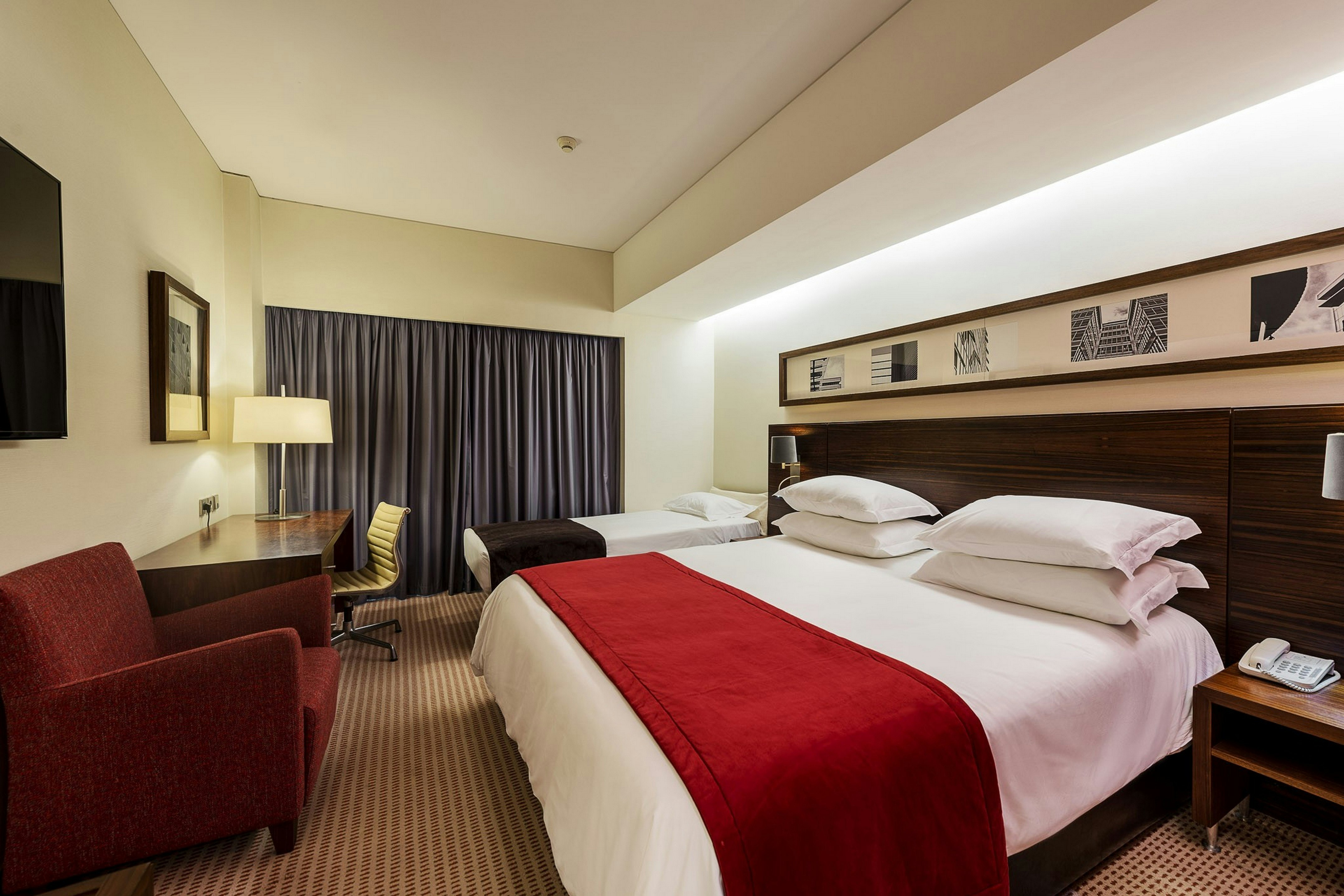 Lagoas Park Hotel 26/100