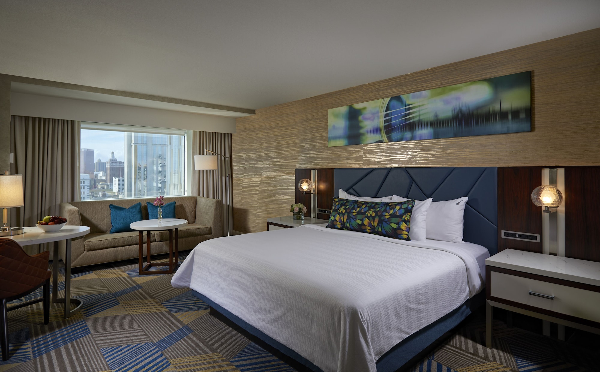 Classic, King Bed, South Tower
