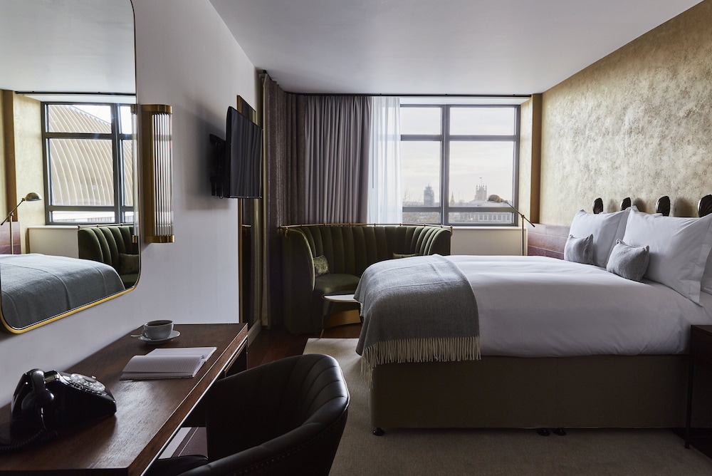 Hotel Indigo London - 1 Leicester Square by IHG 16/80