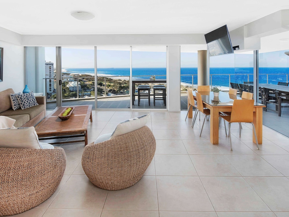 THE SEBEL MAROOCHYDORE 58/72