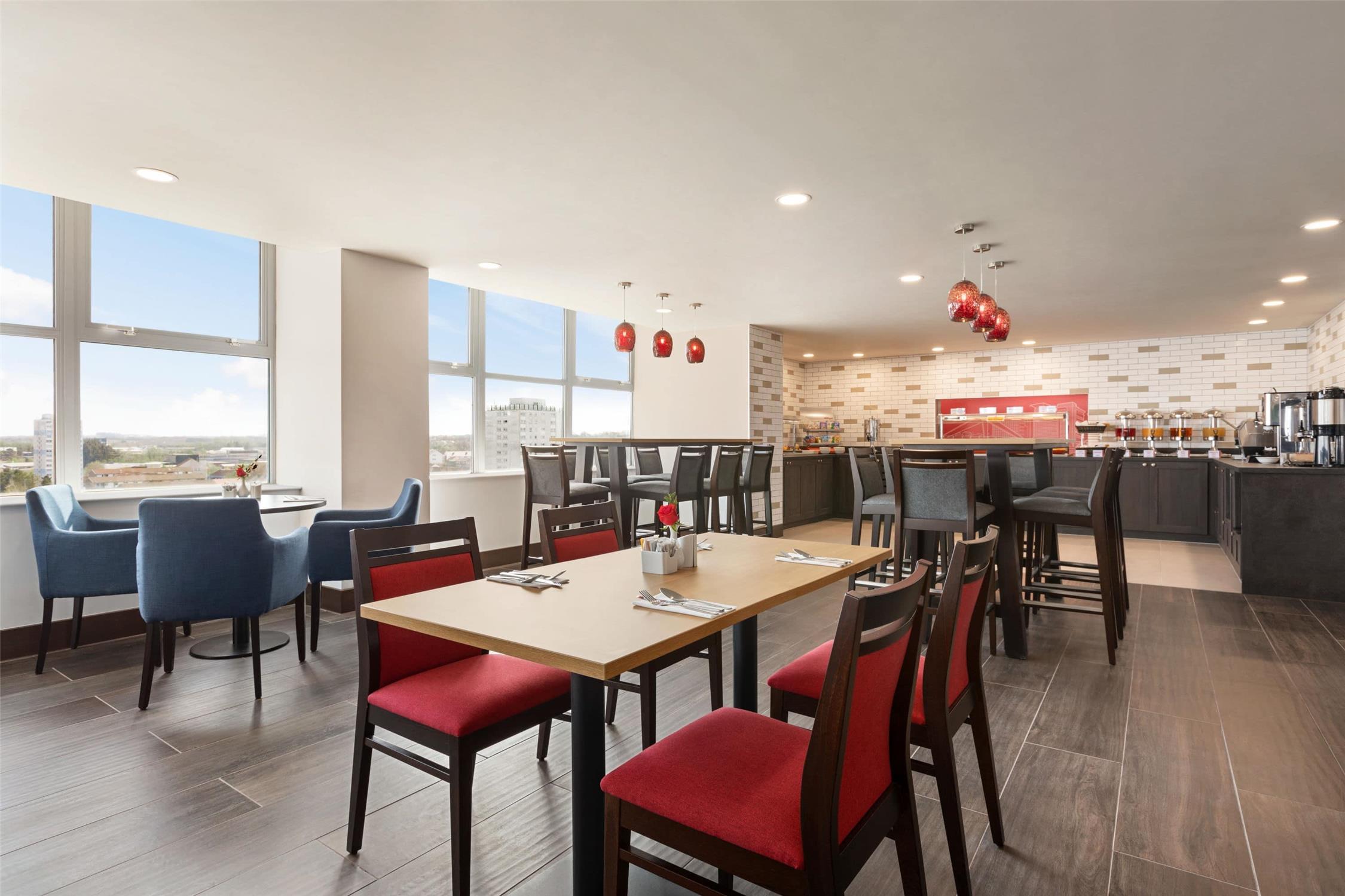 Ramada by Wyndham East Kilbride 15/30
