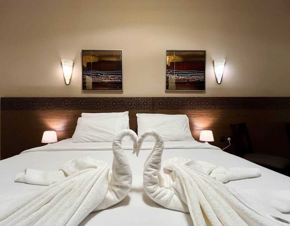 Hussein Hassan Ali Bayari Hotel 29/61