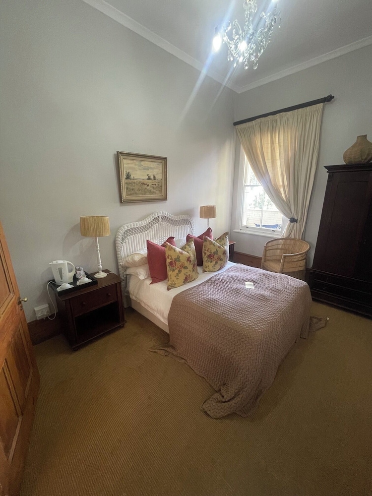 Kearsney Manor Guesthouse 5/31