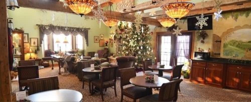 Hearthstone Inn & Suites 45/65