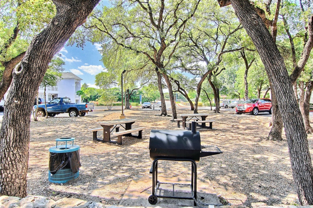 Studio 6 Extended Stay - Austin, TX - Northwest 29/49