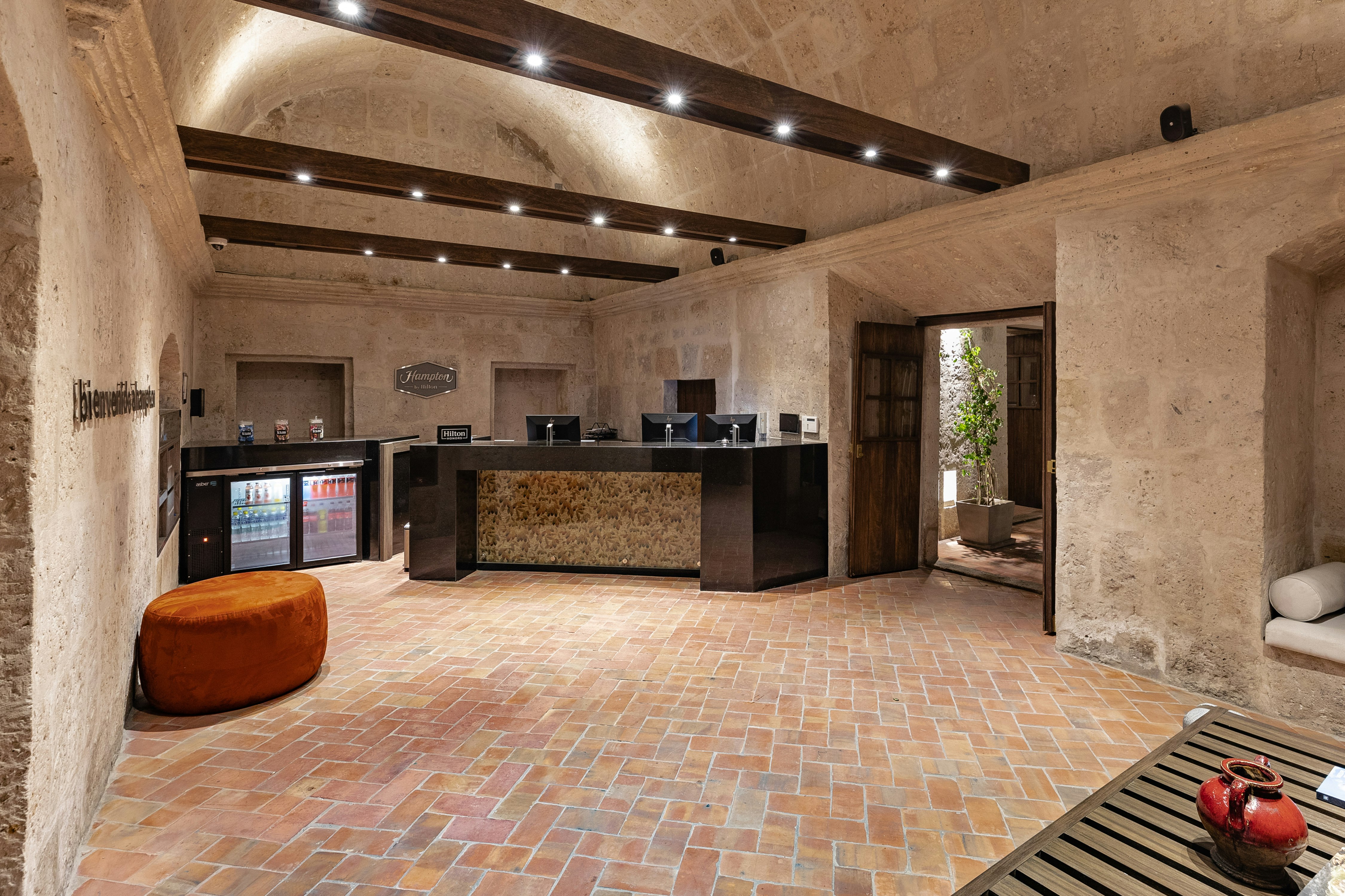 Hampton by Hilton Arequipa 8/59