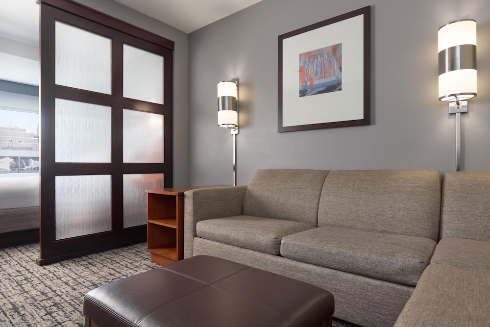 Hyatt Place Salt Lake City/Downtown/The Gateway 41/65