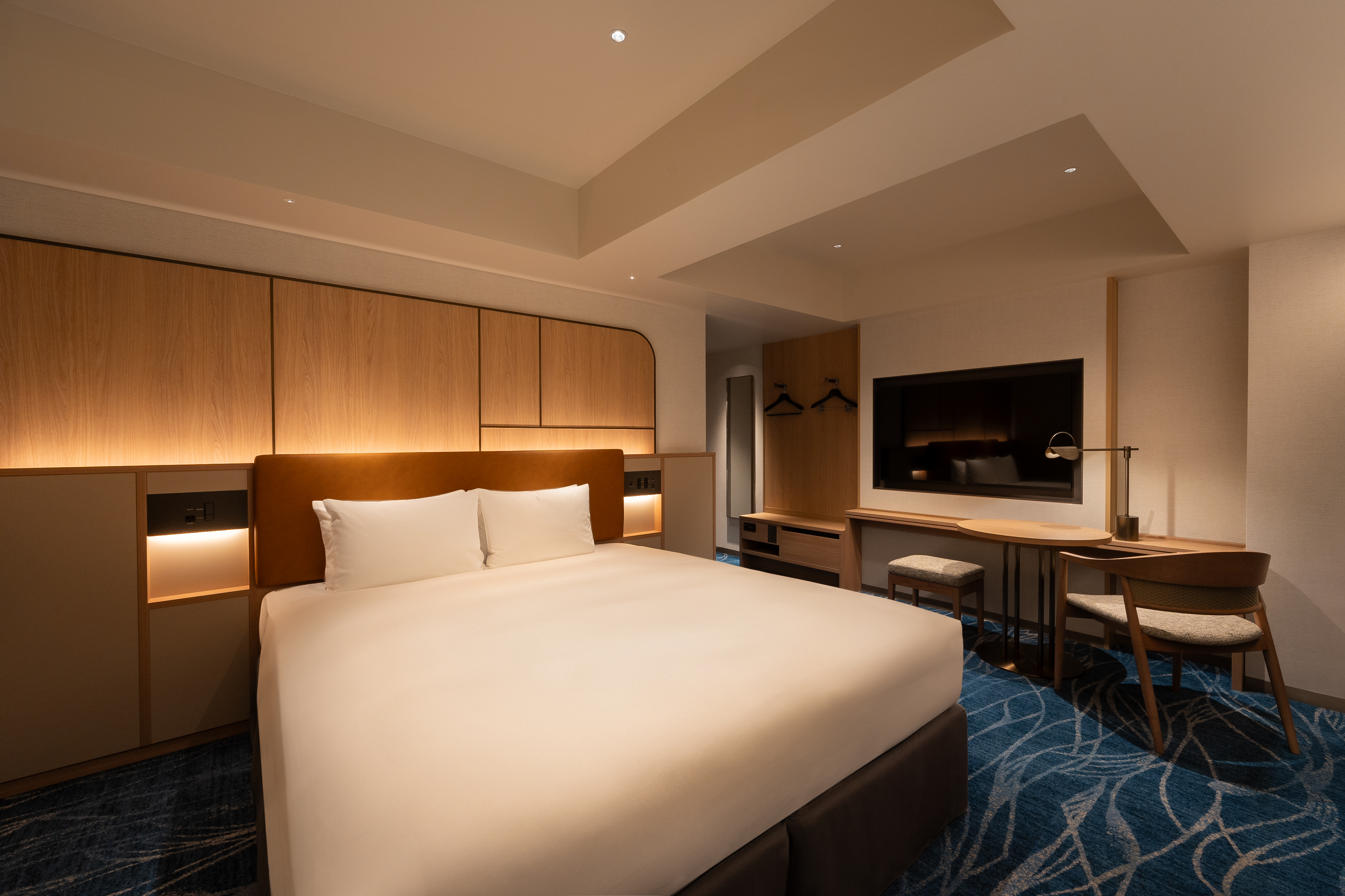 Renovated, Club, Superior, Single, King Bed, Club Lounge Access