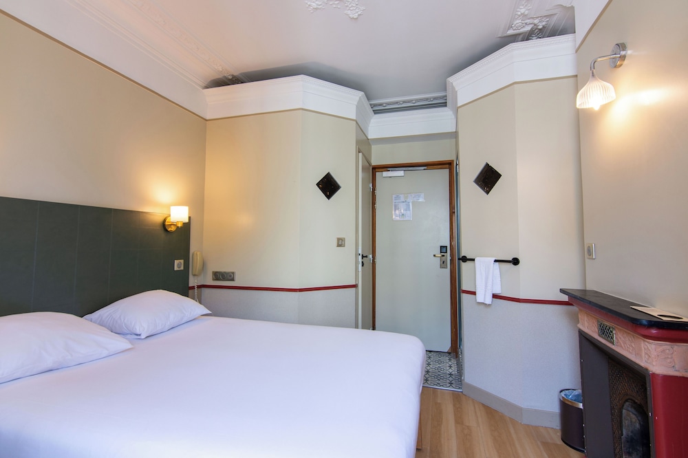 Hotel Marignan 14/67