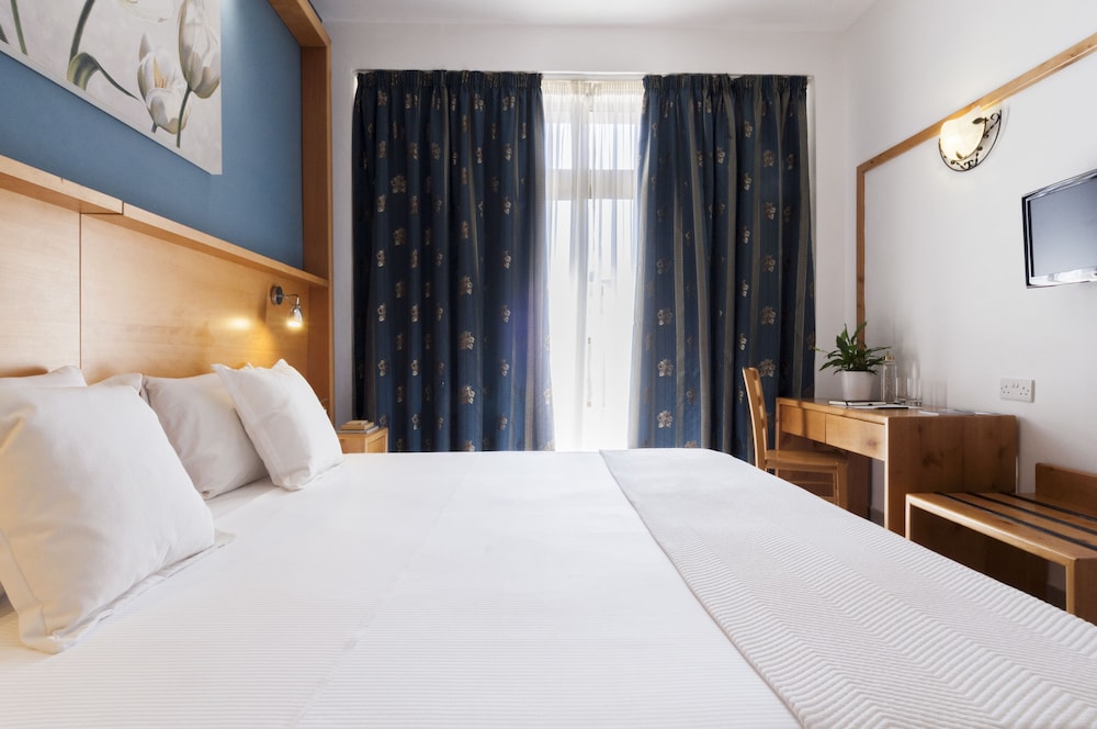 STANDARD, DOUBLE OR TWIN BED