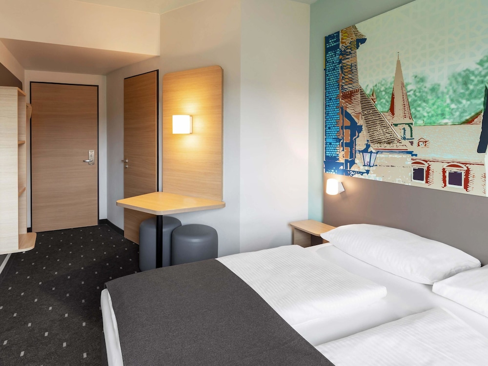 غرفة بسرير كوين، B&B Hotel Marburg 2/8