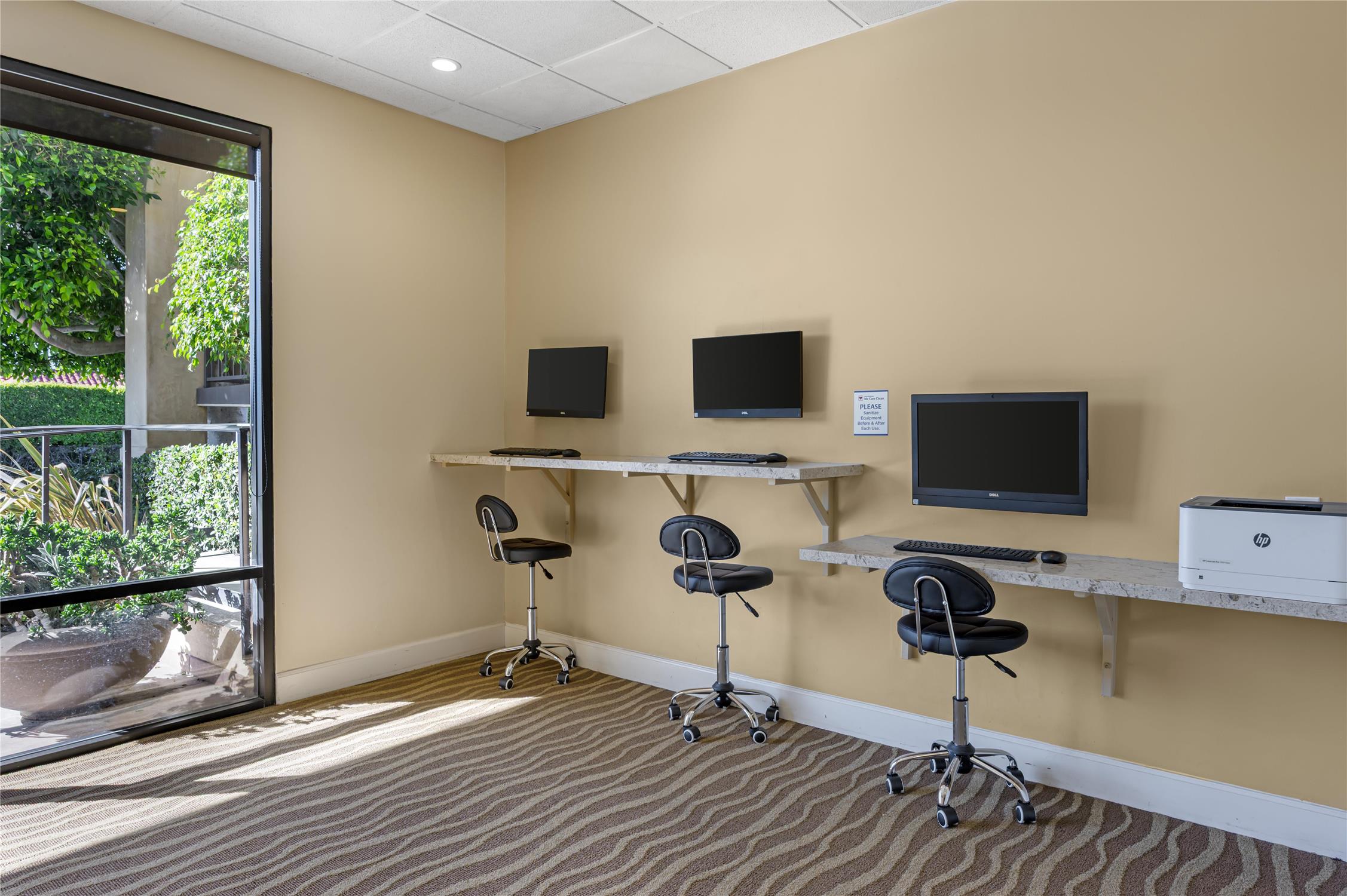 Best Western Plus South Coast Inn 62/72