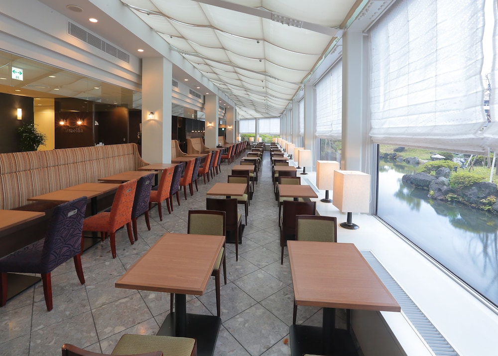 Hotel Fujita Fukui 56/63