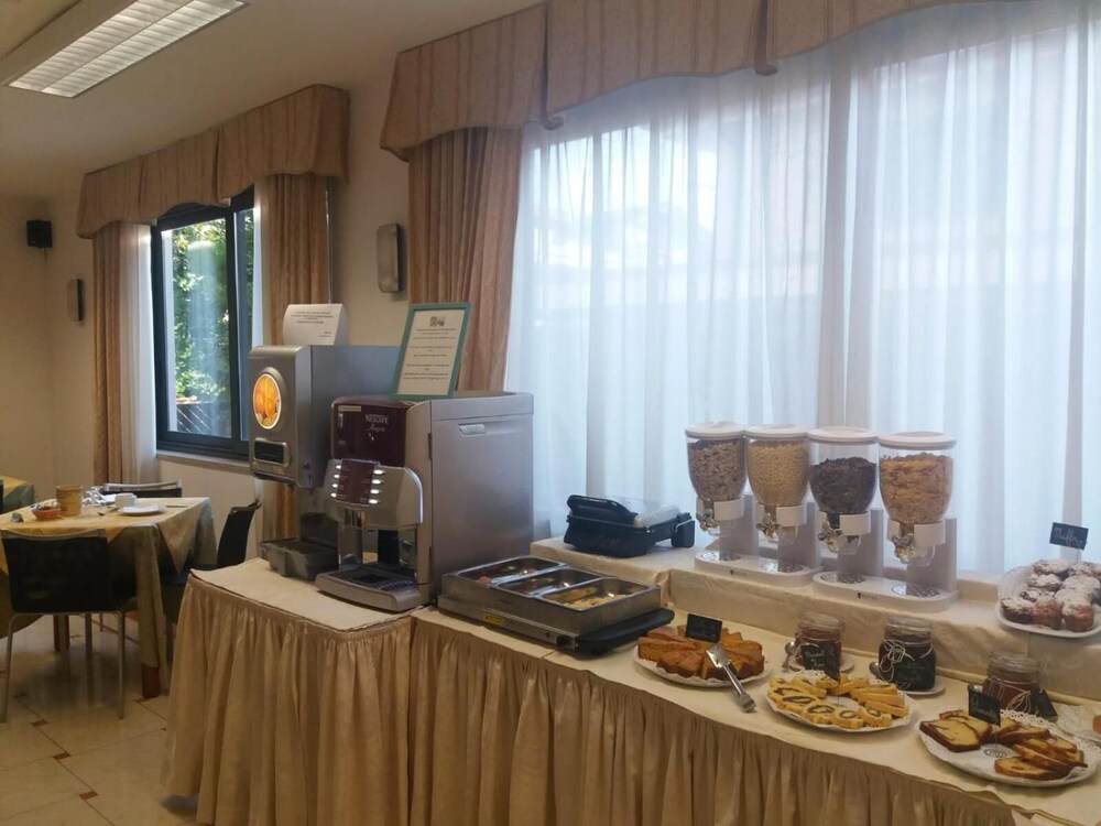 Hotel Maita 12/50