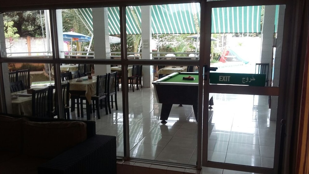 Woodpecker Resort 35/48