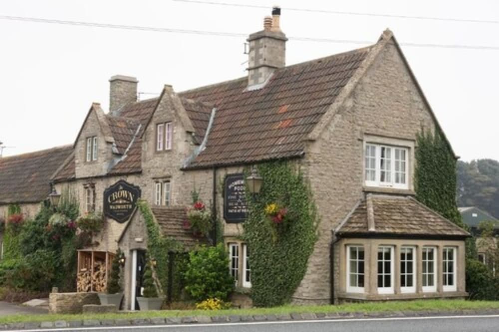 Crown Inn 2/47