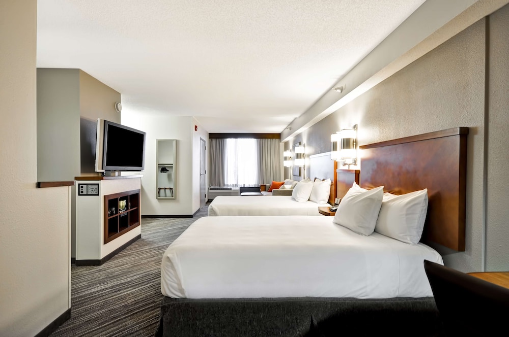 Hyatt Place Minneapolis/Eden Prairie 6/68