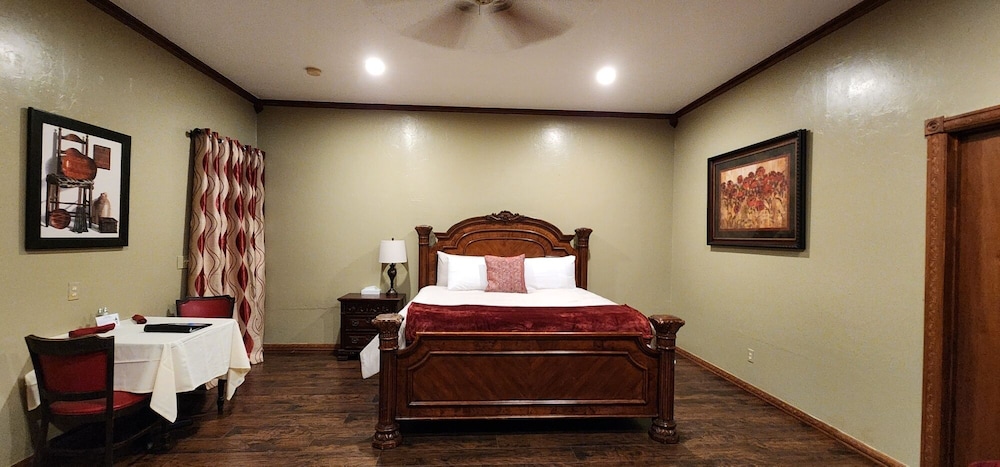 Whispering Pines Bed Amp Breakfast 22/69