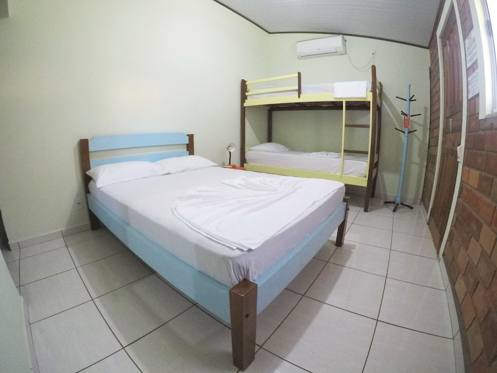 Multiple Bedrooms, Economy, Quadruple, Double and Bunk Bed