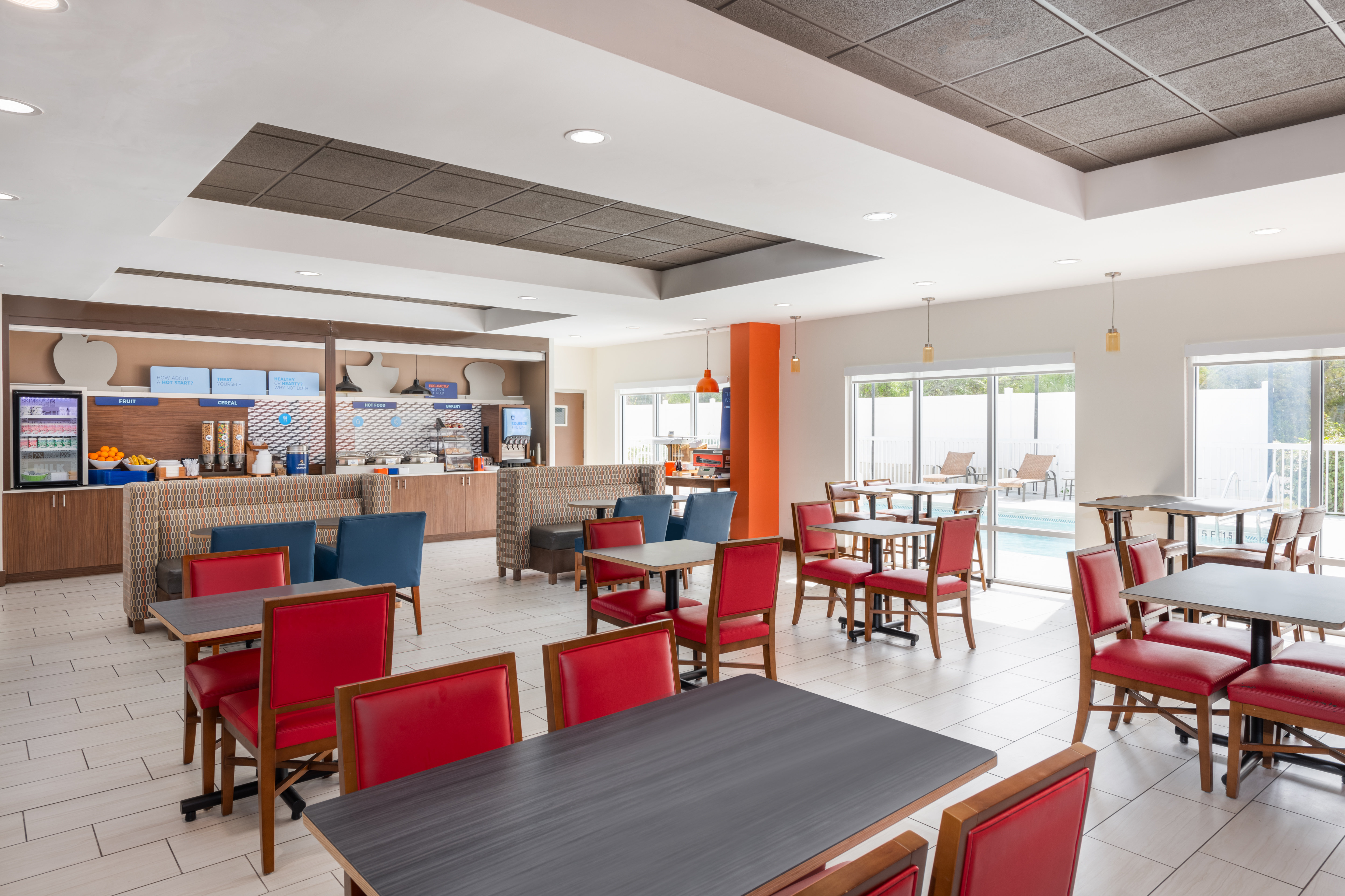 Holiday Inn Express Hotel & Suites Spring Hill 46/69