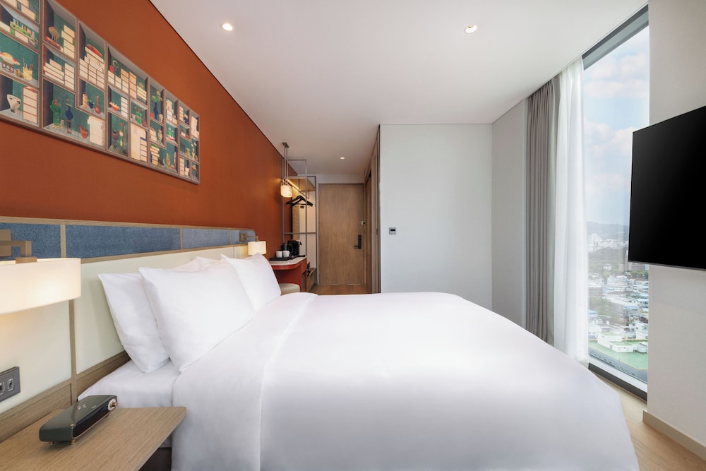Room, Double Bed, Mercure Ambassador Seoul Dongdaemun 5/7