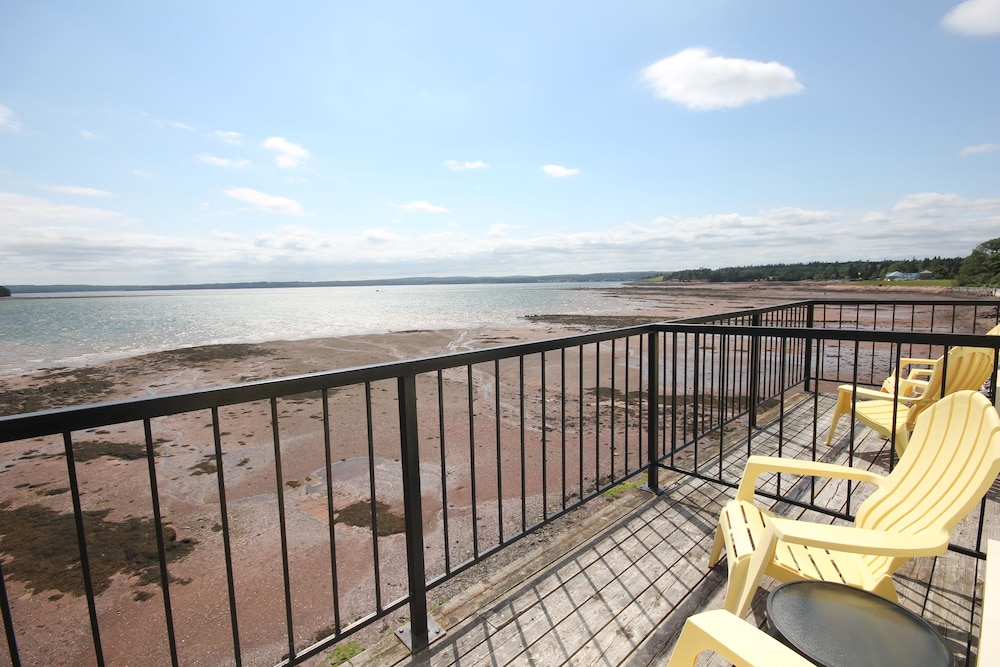 Saint Andrews Inn and Suites 18/34