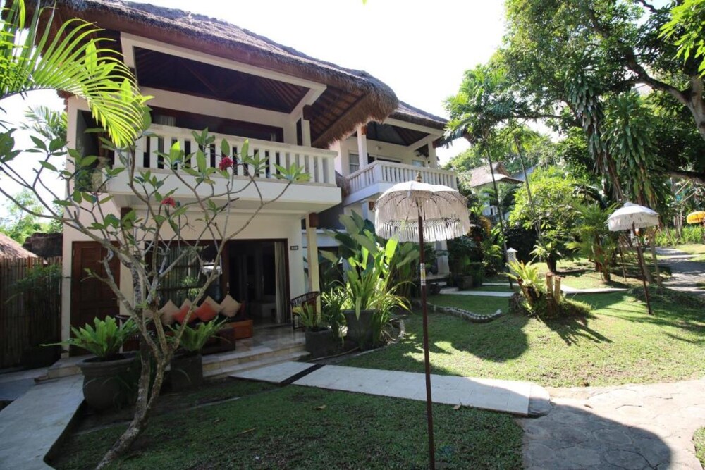 Bali Mystique Hotel And Apartments 6/79