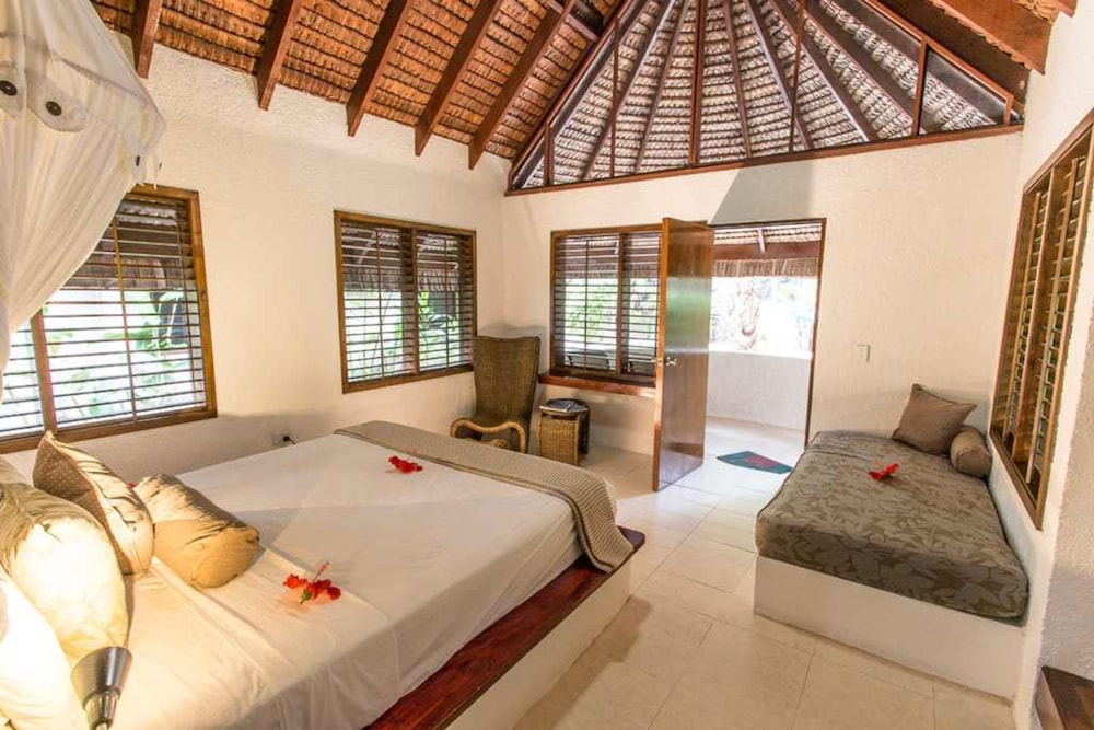 Breakas Beach Resort 10/50