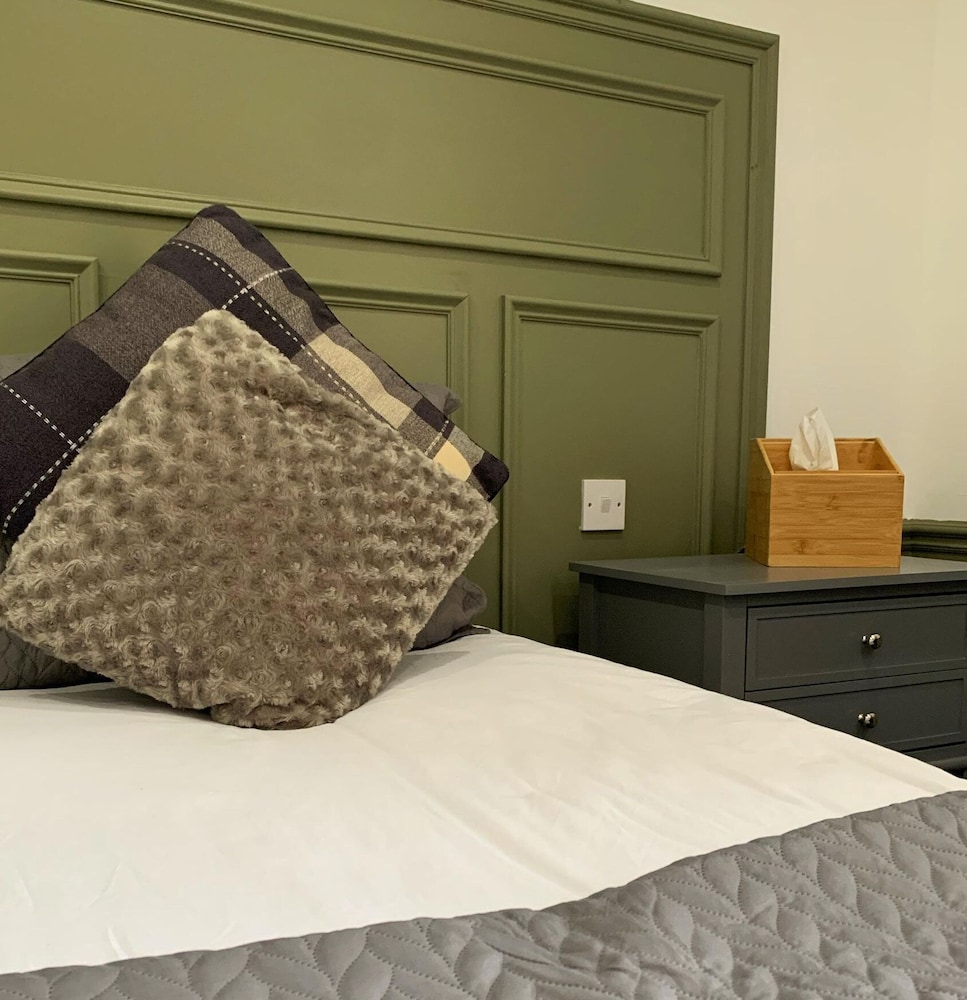 The Hopetoun Arms Hotel 17/32