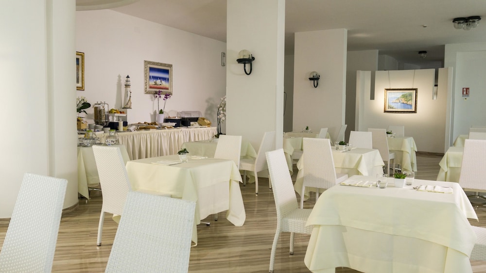Hotel Scialara 18/23