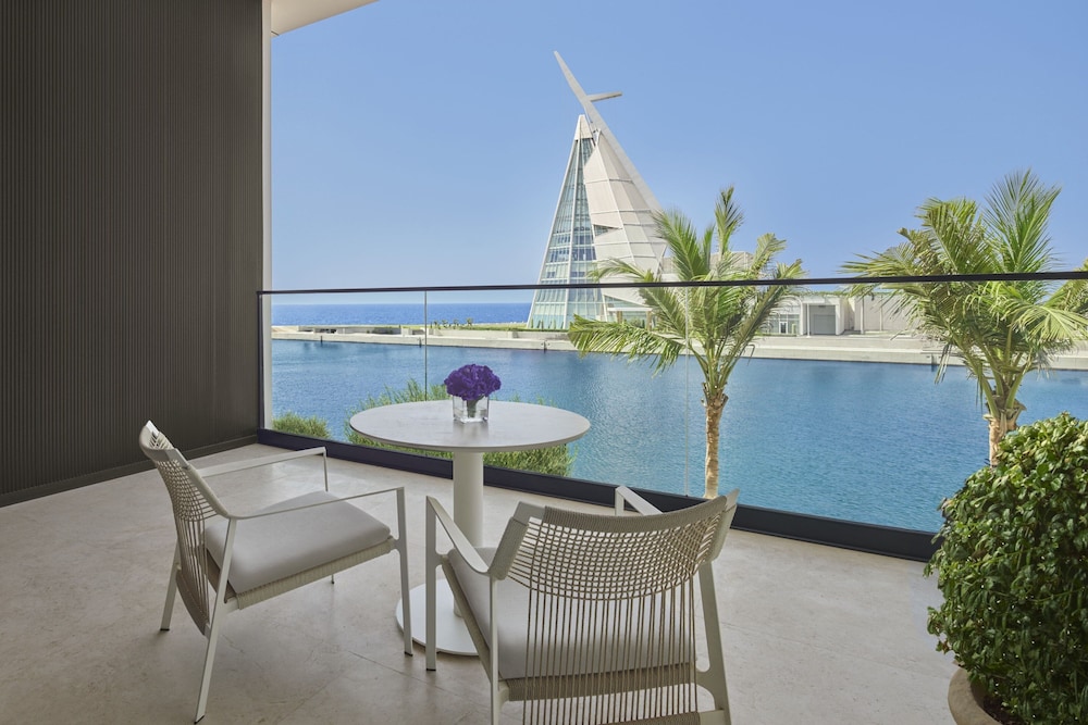 The Jeddah EDITION 46/50