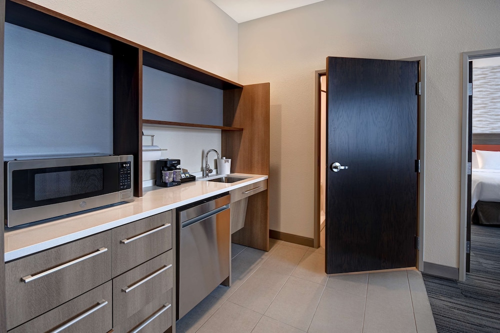 Home2 Suites by Hilton Kalamazoo Downtown 10/67
