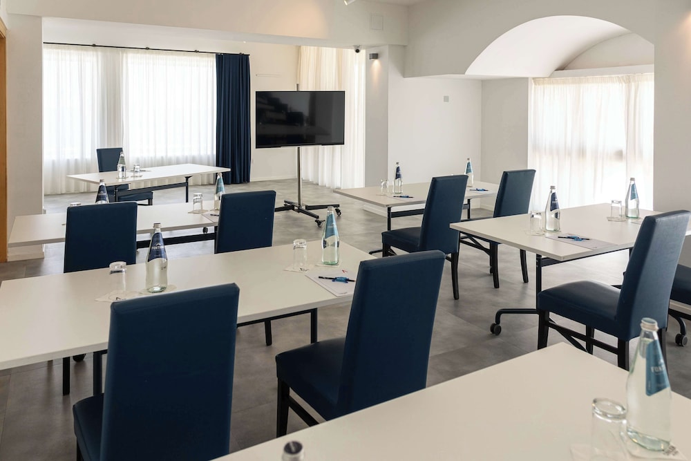 CAVALIERI ART HOTEL 37/46