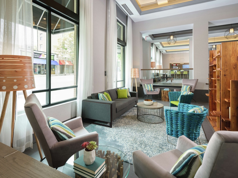 Hampton Inn & Suites Atlanta Decatur/Emory 42/81