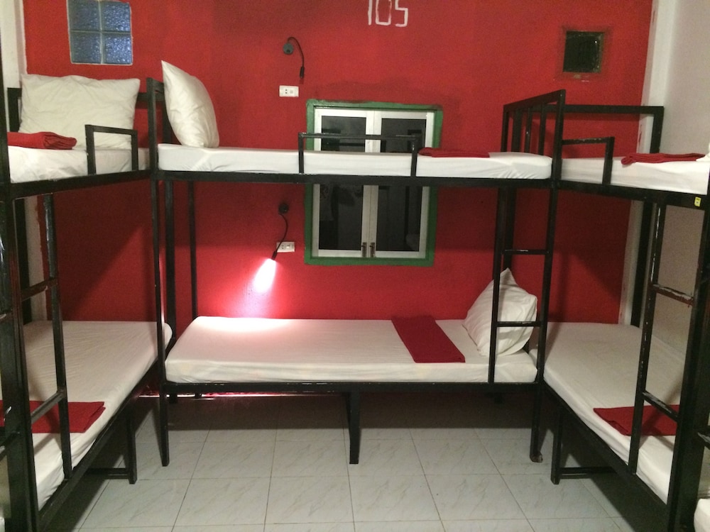 Vang Vieng Rock Backpacker Hostel 38/48