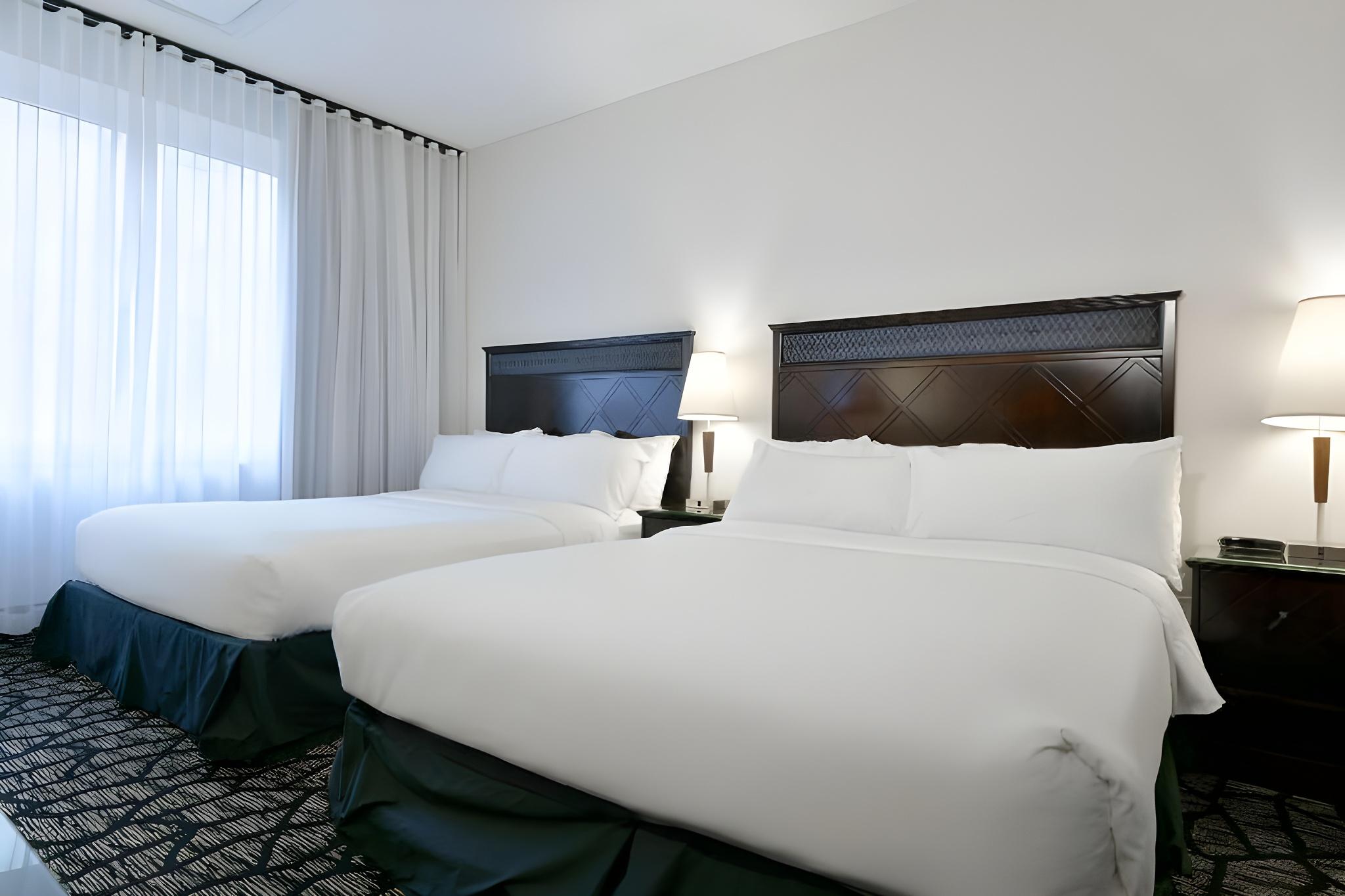 Empire, Quadruple, 2 Double Beds
