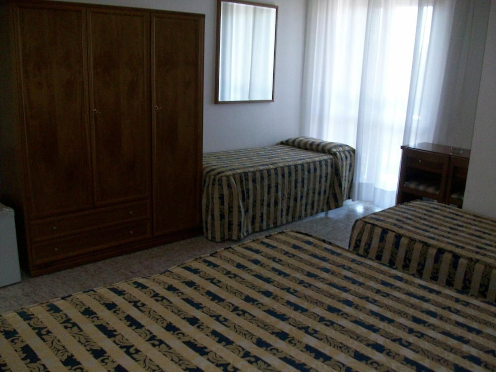 Hotel Santorotto 37/42