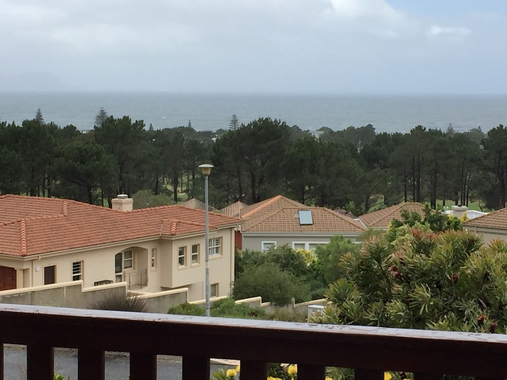 Hermanus Heights Villa 20/26