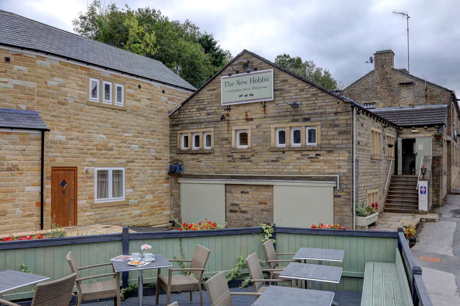 The New Hobbit Hotel 13/13