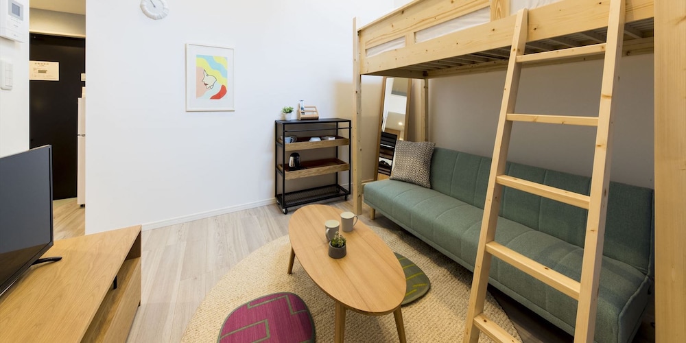 TRIP POD KOMONDO-MACHI 22/32