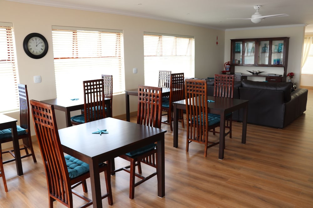 Aquamarine Guest House 46/73