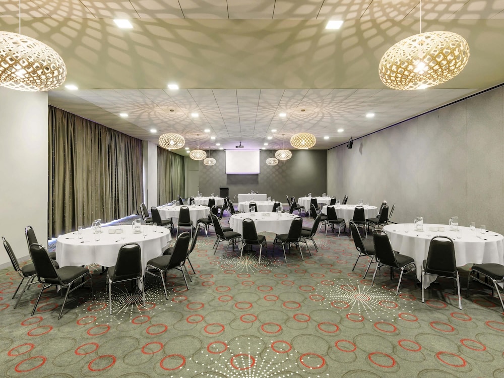 Mantra Melbourne Melton 29/37