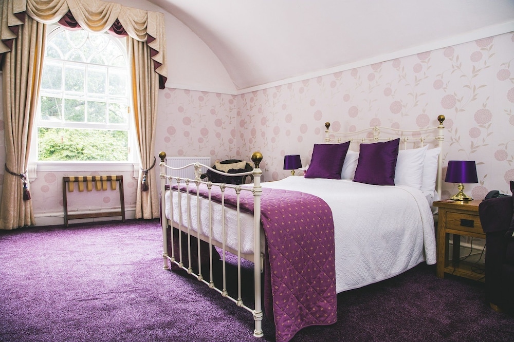 The Old Rectory Hotel 30/65